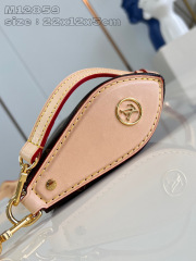 Louis Vuitton  Pochette Tirette  Size：22*12*5.5cm