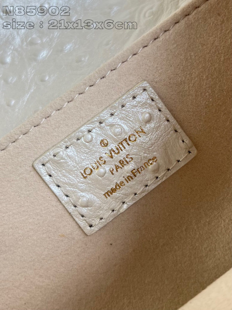 Louis Vuitton Pochette Métis Ost-West-Größe: 21,5 x 13,5 x 6 cm