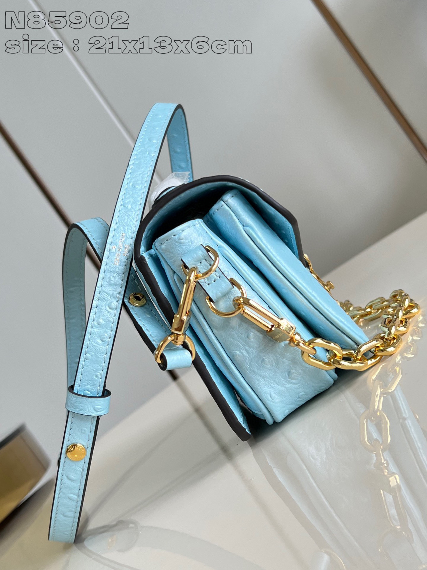 Louis Vuitton Pochette Métis Ost-West-Größe: 21,5 x 13,5 x 6 cm