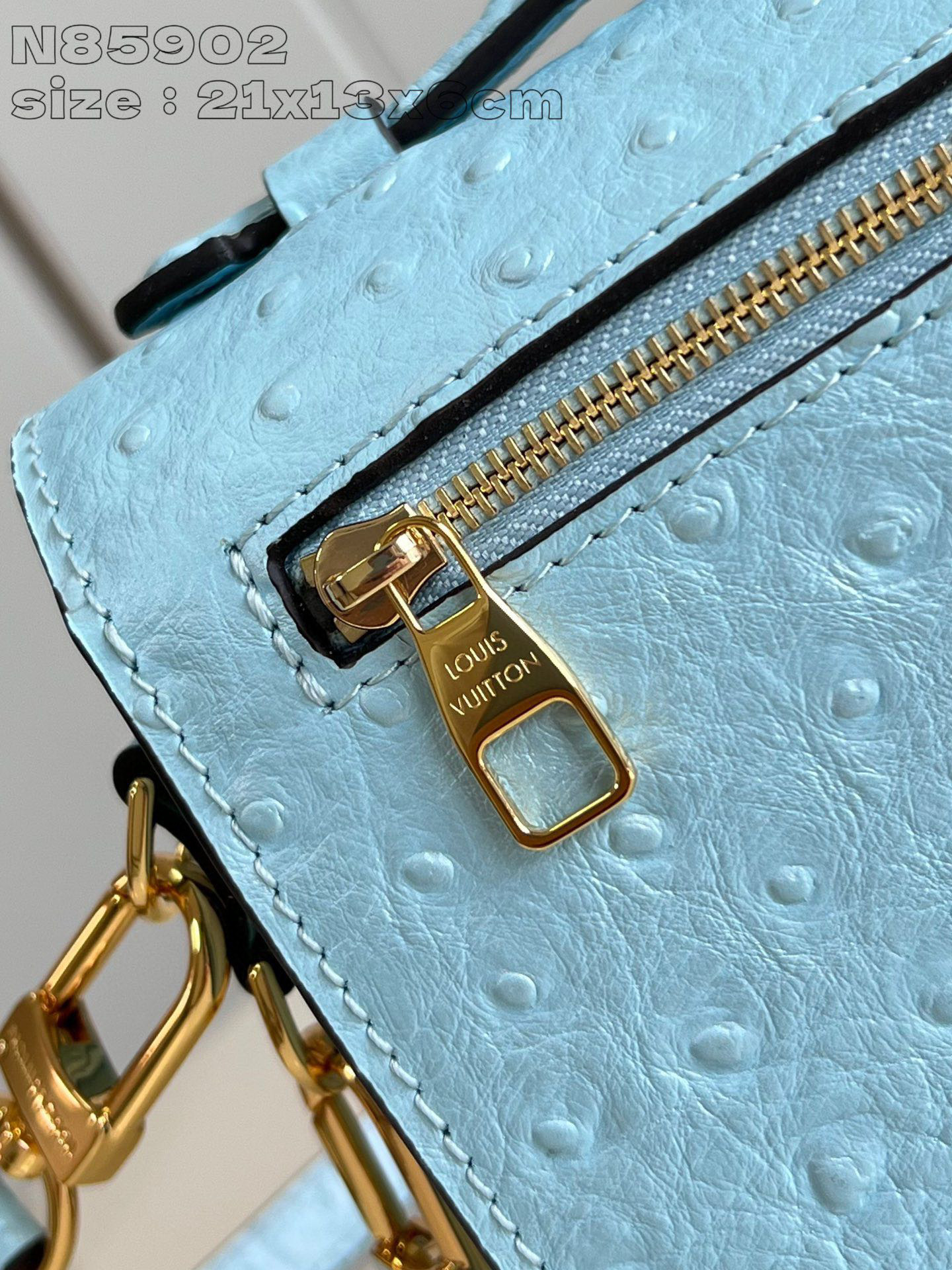 Louis Vuitton Pochette Métis Ost-West-Größe: 21,5 x 13,5 x 6 cm