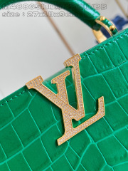 Louis Vuitton Capucines Saiz BB：27*18*9sm