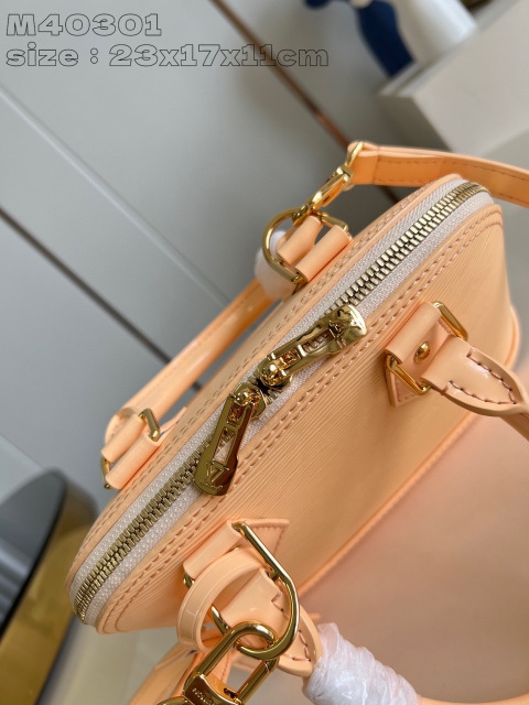 Louis Vuitton Alma BB Größe: 23,5 * 17,5 * 11,55 cm