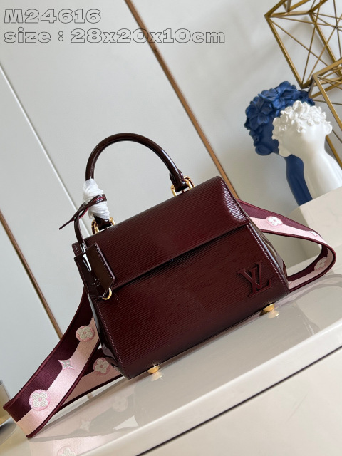 Louis Vuitton Cluny BB Size：28*20*10cm