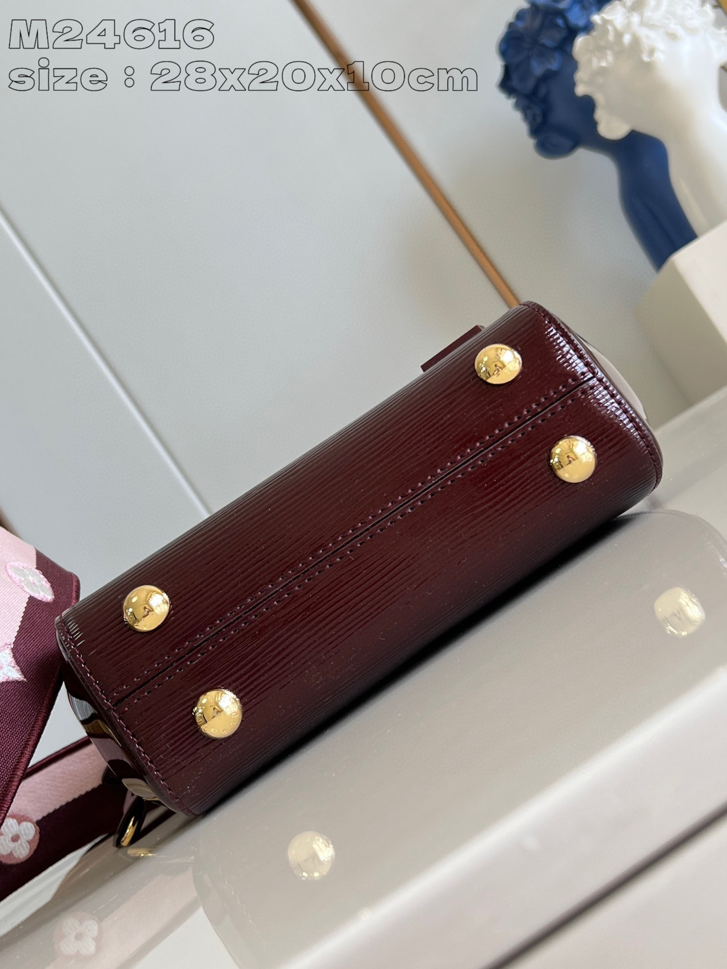 Louis Vuitton Cluny BB Size：28*20*10cm
