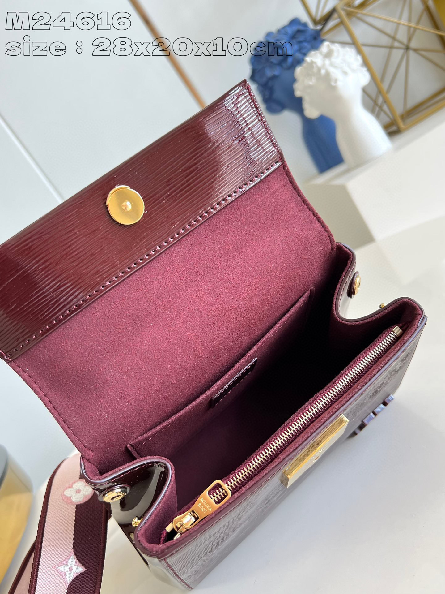 Louis Vuitton Cluny BB Size：28*20*10cm