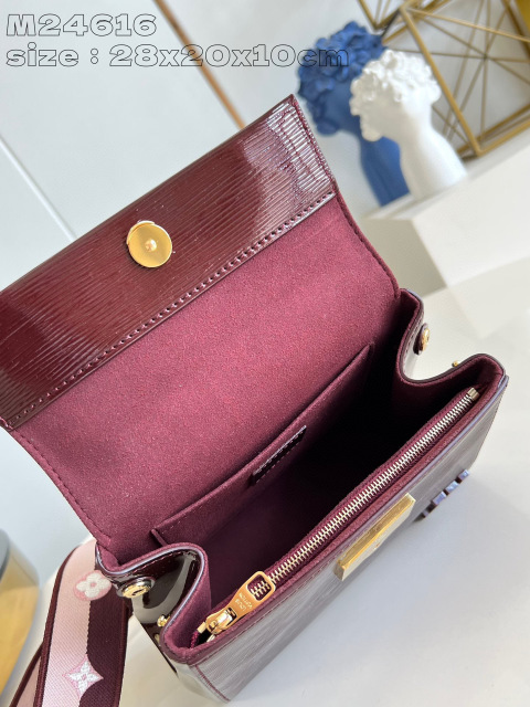 Louis Vuitton Cluny BB Size：28*20*10cm