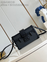 Louis Vuitton Petite Malle Size：20*12.5*6cm