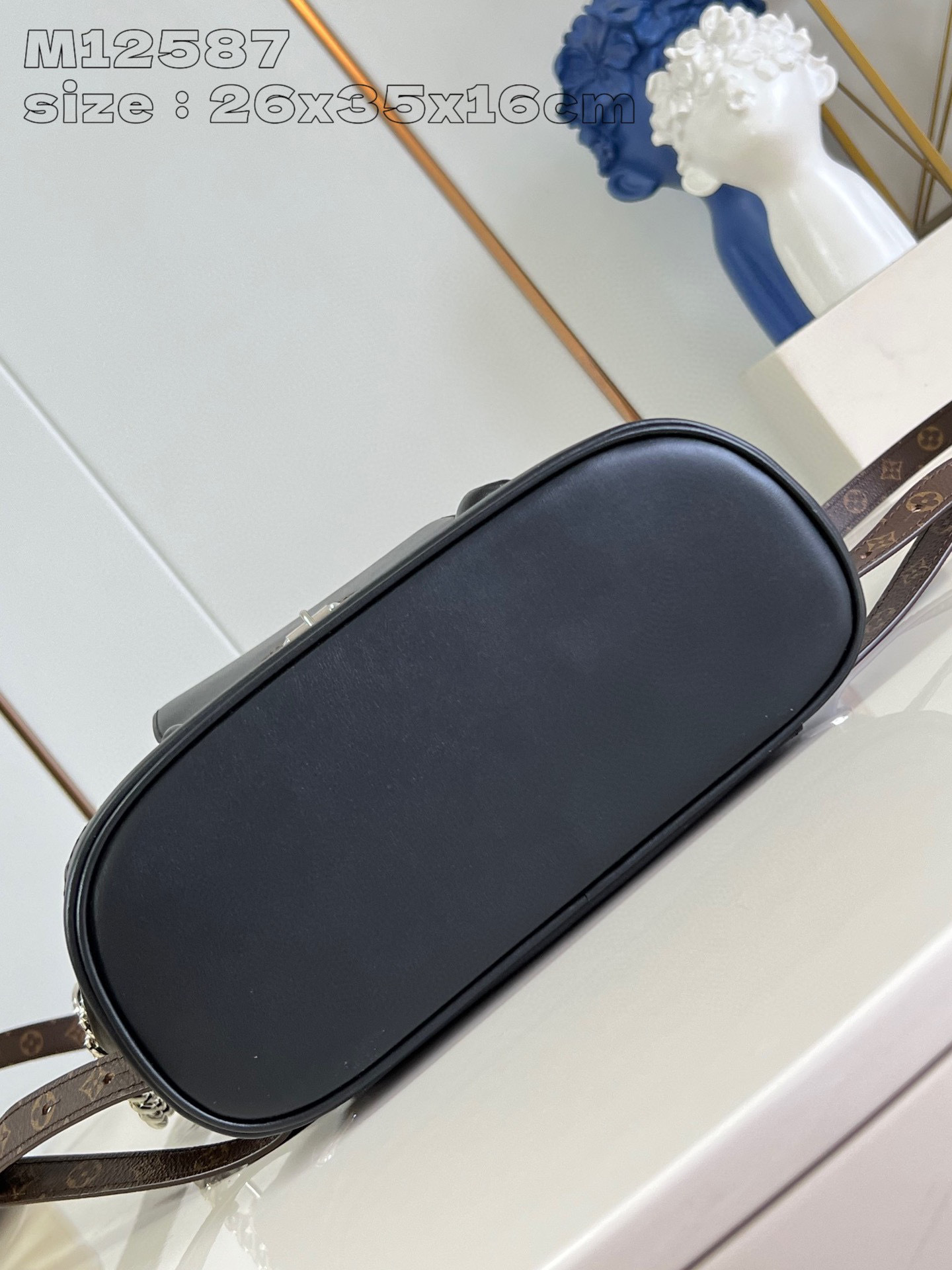 Louis Vuitton Montsouris Größe: 35,5 * 26 * 16 cm