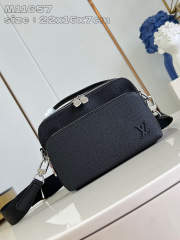 Louis Vuitton Avenue Größe: 22,5 x 16 x 7,5 cm
