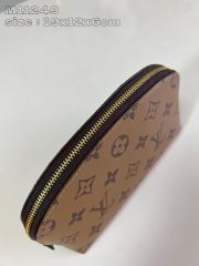 Louis Vuitton Pochette Cosmétique Größe: 19 * 12 * 6 cm