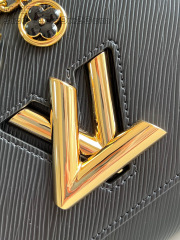 Louis Vuitton Twist  Monogram Size：23*17*9.5cm