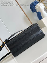 Louis Vuitton Twist  Monogram Size：23*17*9.5cm