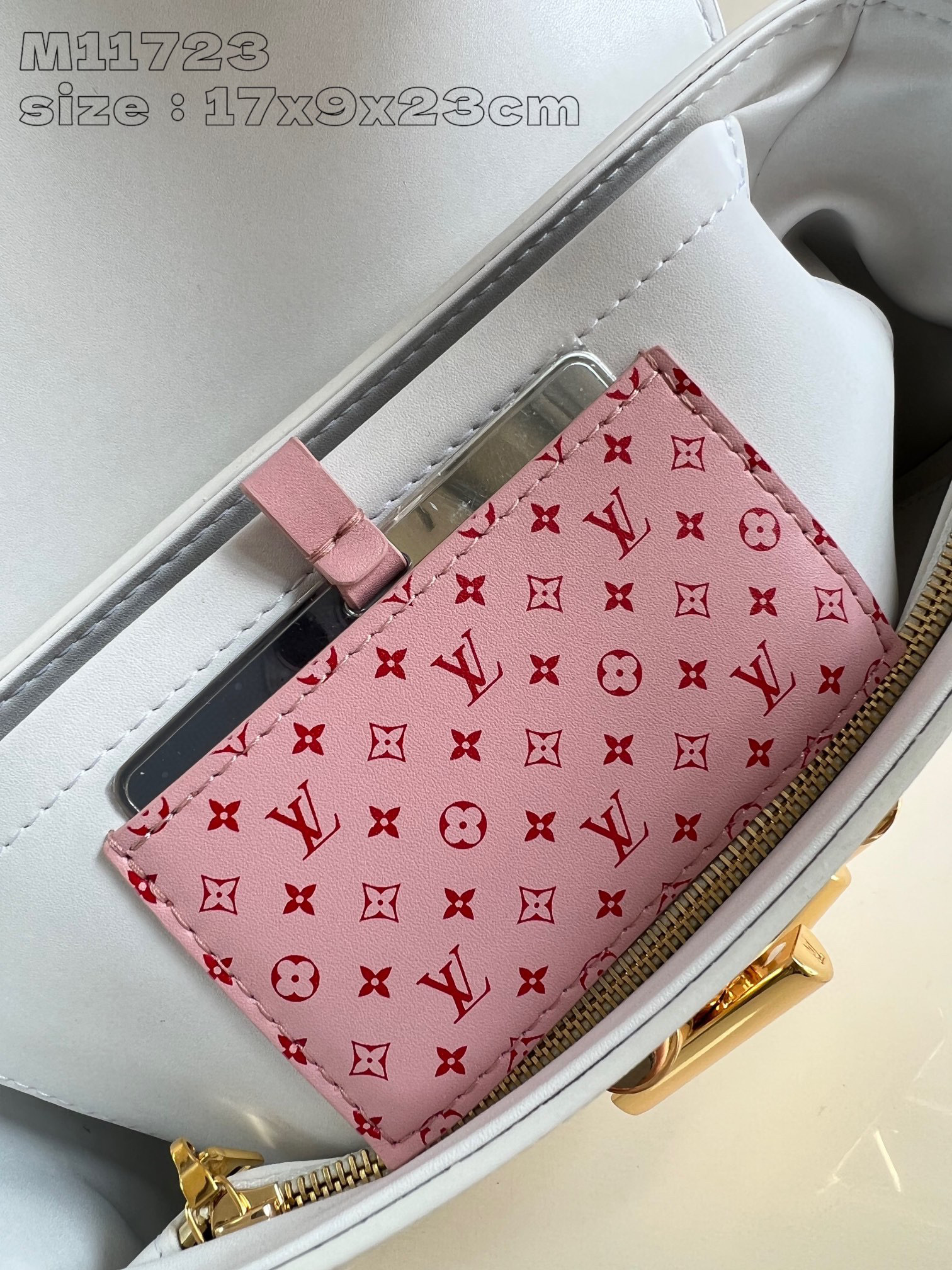 Louis Vuitton Twist-Monogramm Größe: 23 x 17 x 9,5 cm