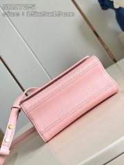Louis Vuitton Twist Monogram Saiz：23*17*9.5sm