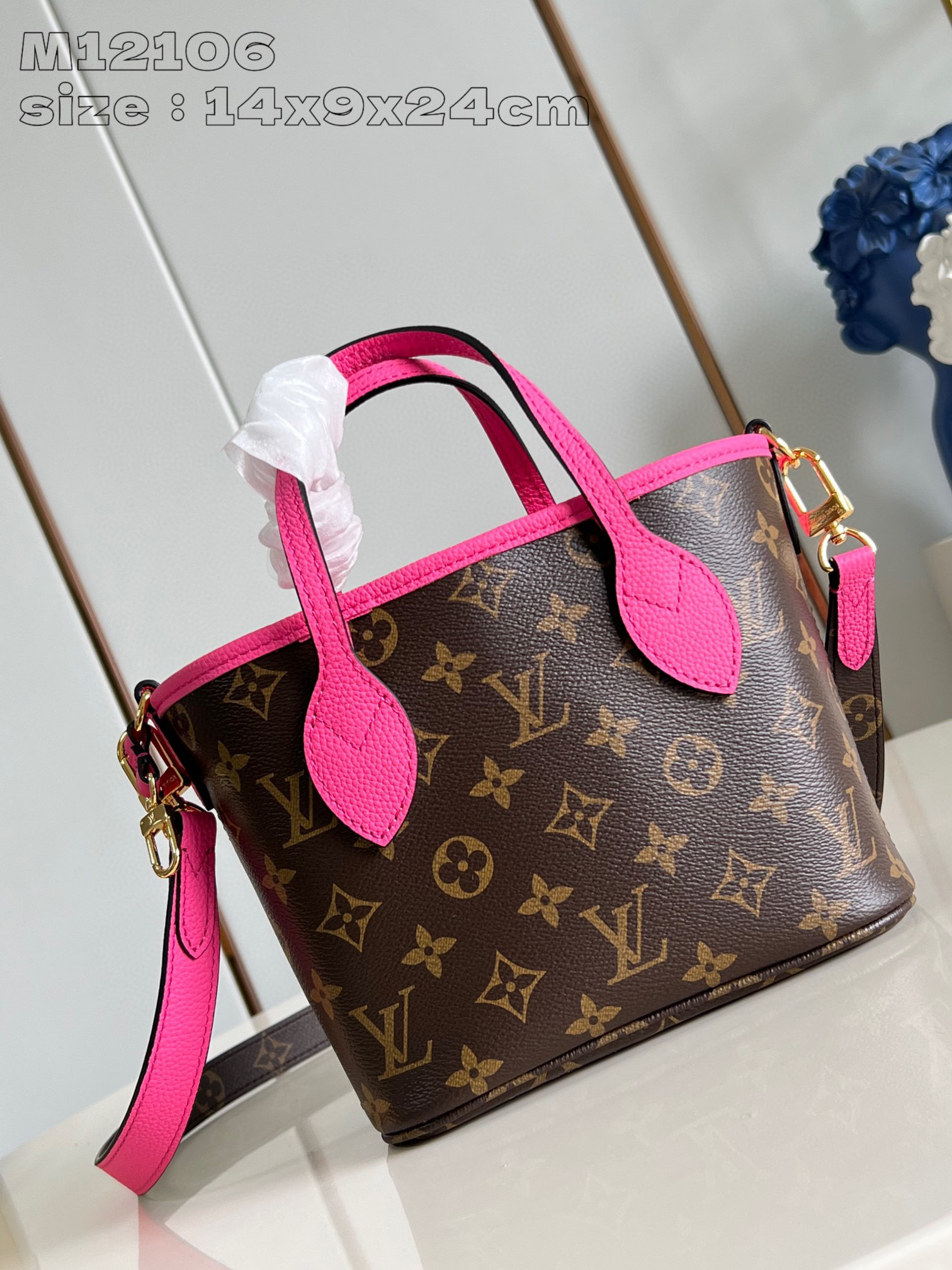 Louis Vuitton Neverfull Bandoulière Inside Out BB 尺寸：24*14*9cm