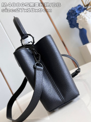 Louis Vuitton Capucines BB Größe: 27 * 17 * 9 cm