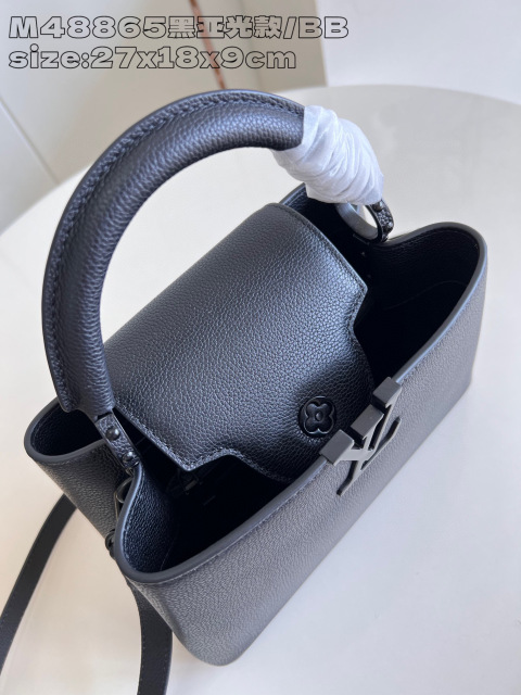 Louis Vuitton Capucines BB Größe: 27 * 17 * 9 cm