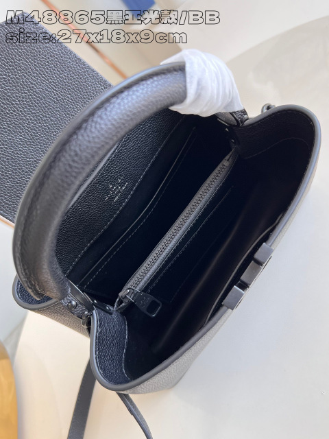 Louis Vuitton Capucines BB Größe: 27 * 17 * 9 cm
