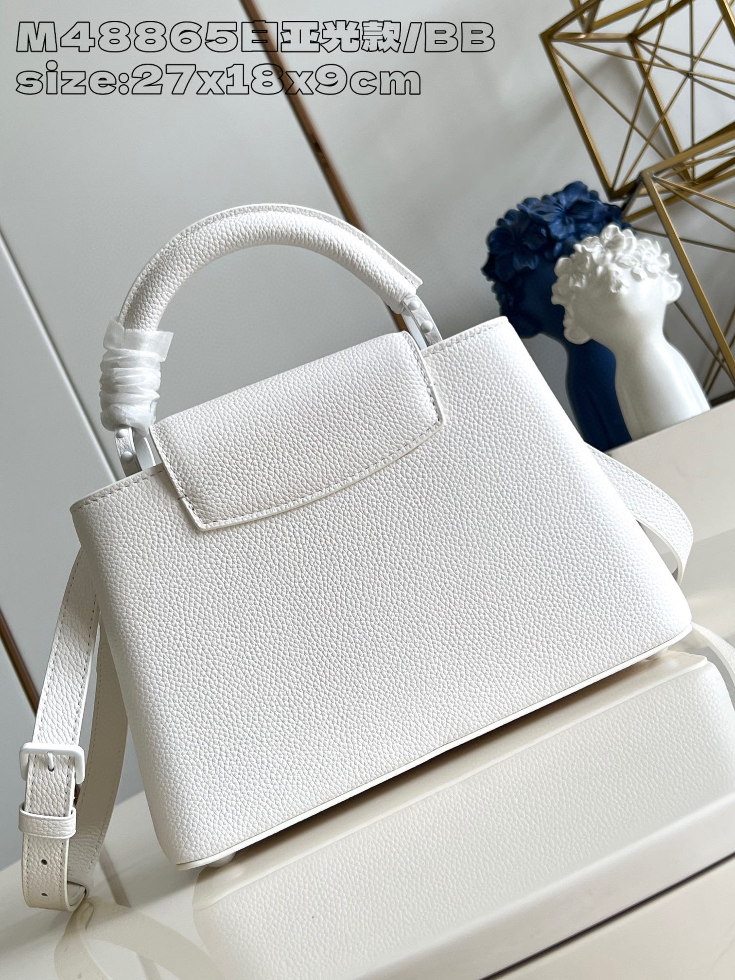 Louis Vuitton Capucines BB Size：27*17*9cm