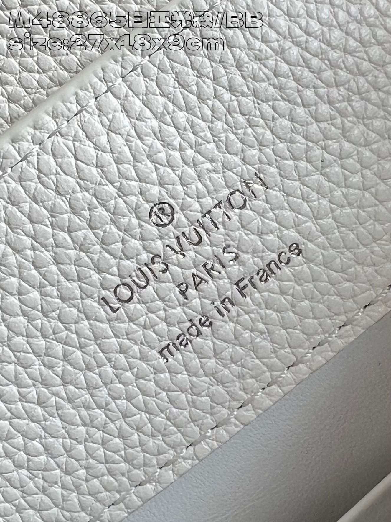 Louis Vuitton Capucines BB Size：27*17*9cm