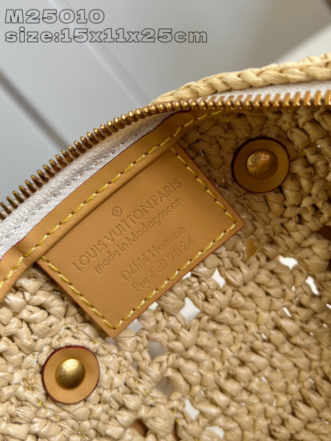 Louis Vuitton Keepall Bandoulière Saiz：25*15*11sm