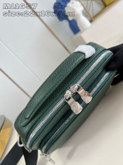 Louis Vuitton Avenue Größe: 22,5 x 16 x 7,5 cm