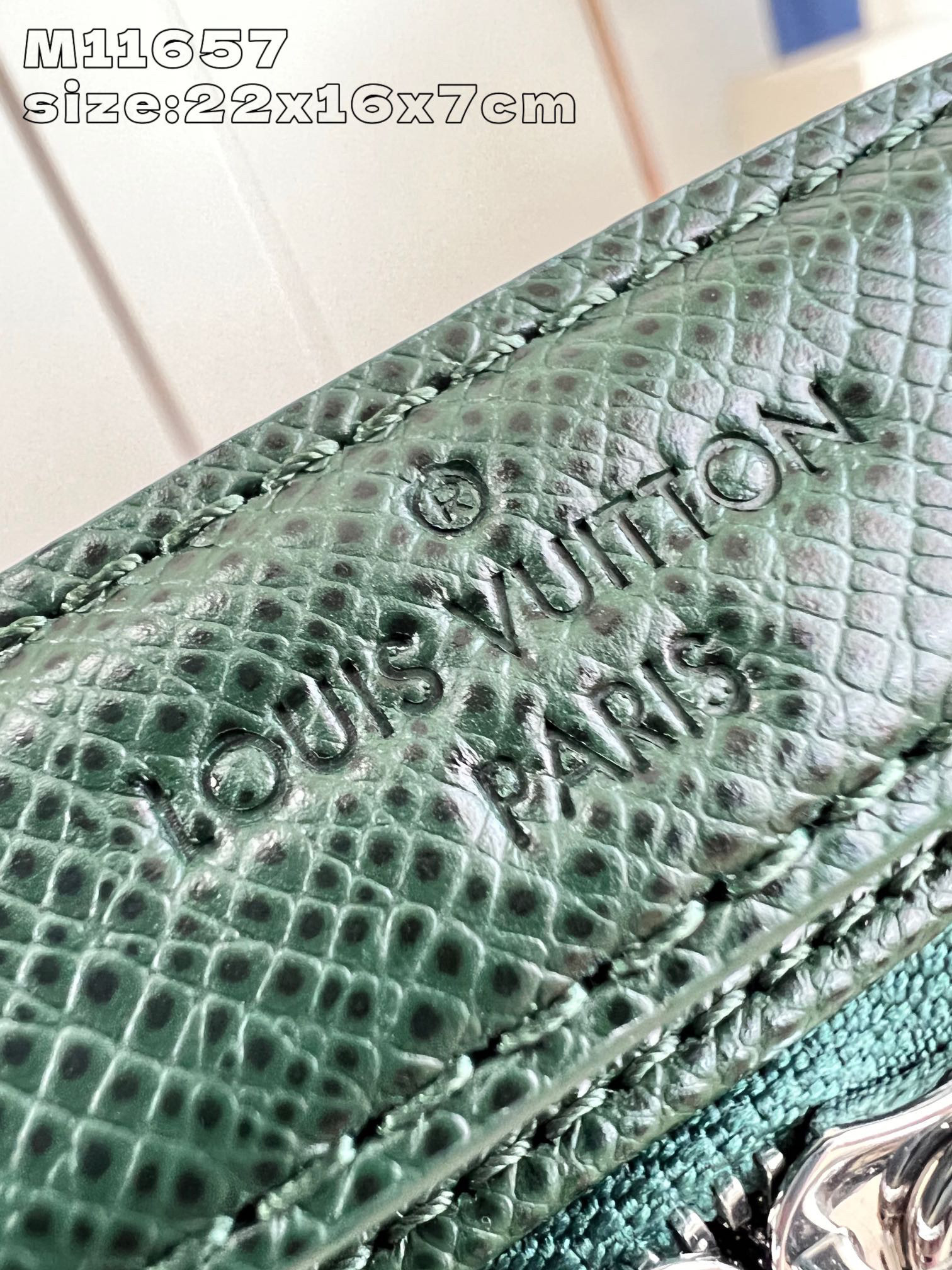 Louis Vuitton Avenue Größe: 22,5 x 16 x 7,5 cm