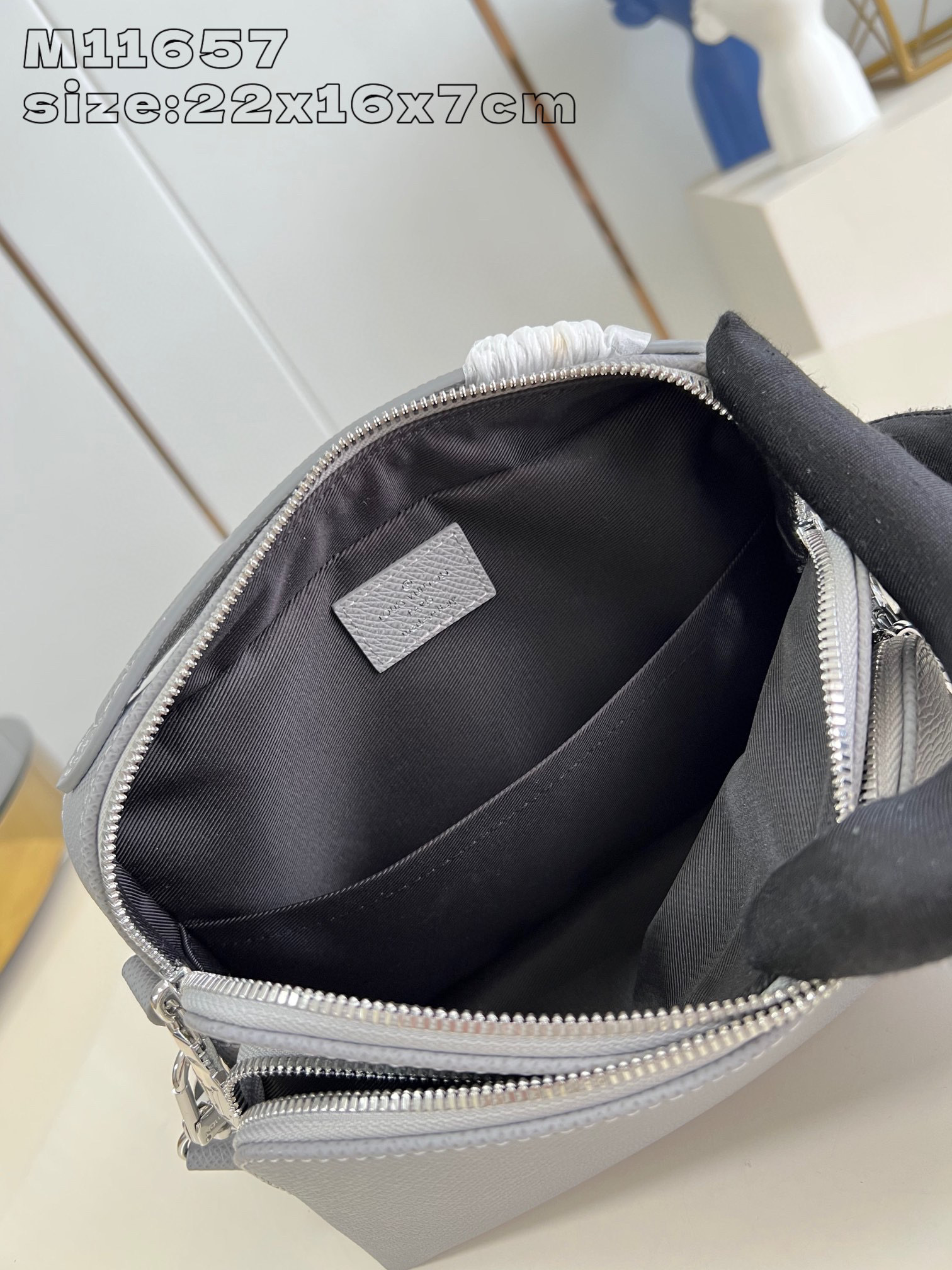 Louis Vuitton Avenue Saiz：22.5*16*7.5sm