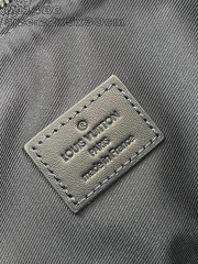 Louis Vuitton 航空信尺寸：30*22*5cm