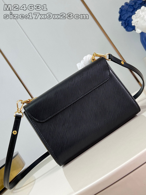 Louis Vuitton Twisted 尺寸：23*17*9.5cm