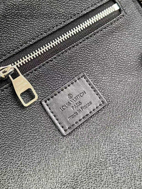 Louis Vuitton Damier Saiz Grafit：28*20*9.3sm