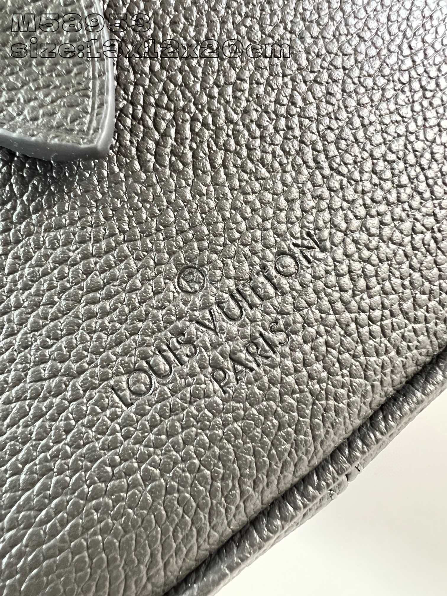 Louis Vuitton Speedy Bandoulière Saiz：20.5*13.5*12sm