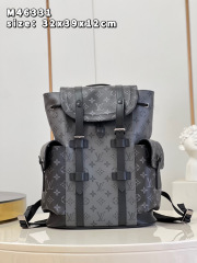 Louis Vuitton  Christopher Size：39*32*12cm