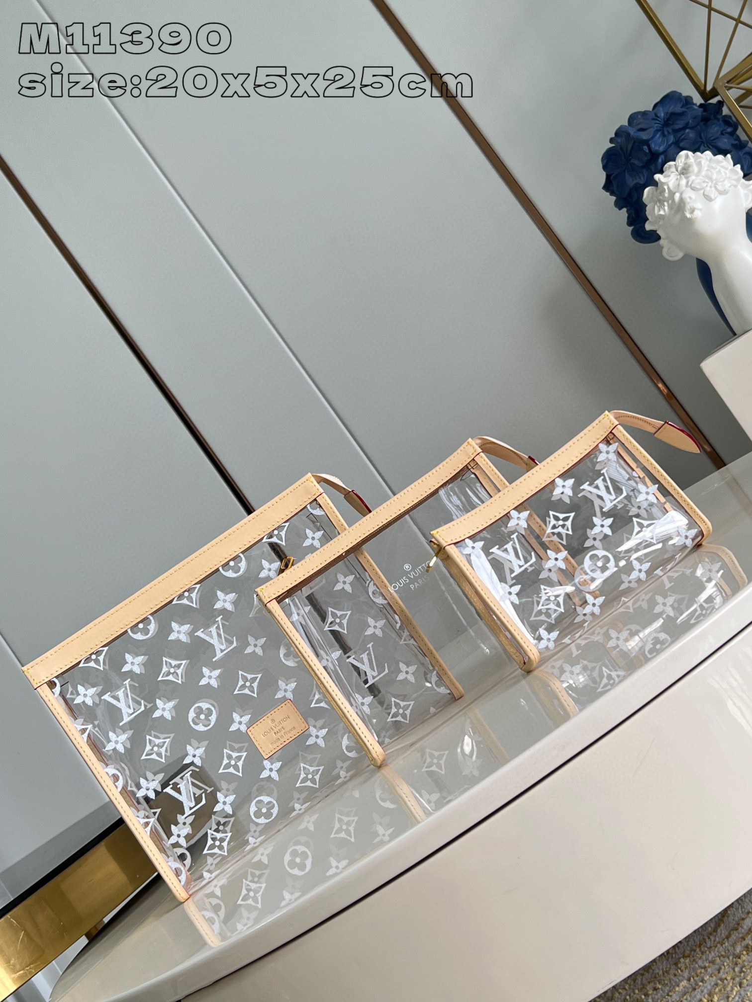 Louis Vuitton Trio Poche Toilette Size：25*20*5.5cm