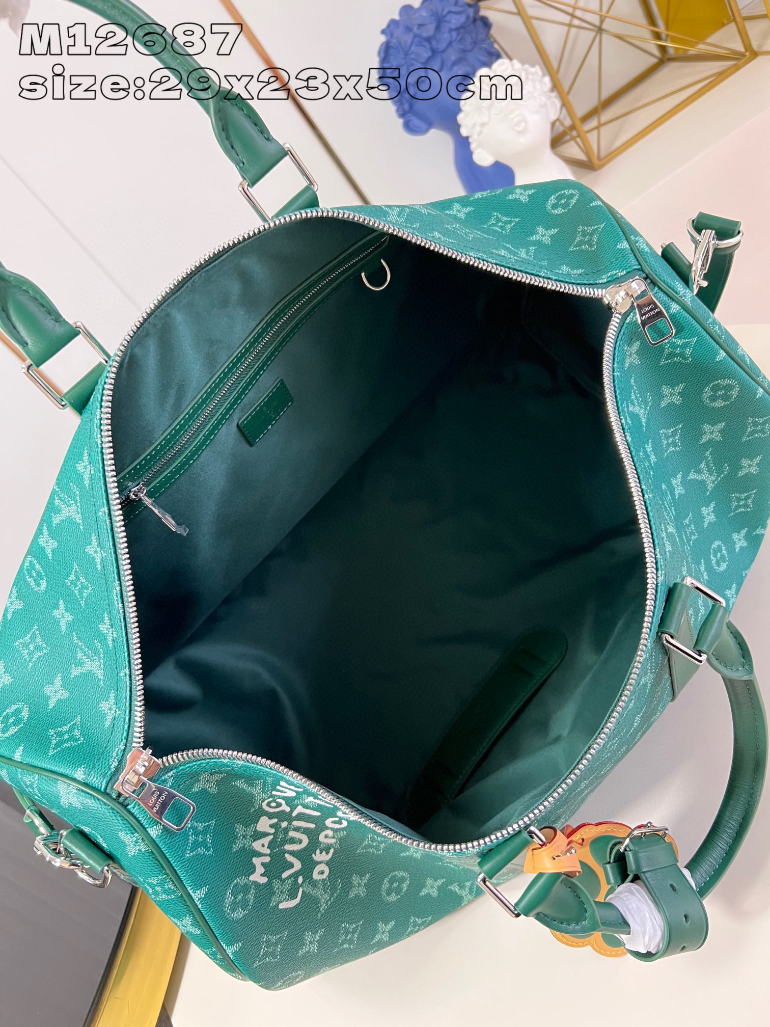 Louis Vuitton Keepall Bandouliere  Size：50*29*23cm