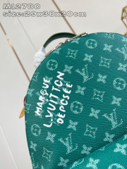 Louis Vuitton Discovery Größe: 38 x 29 x 20 cm