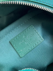 Louis Vuitton  Locker Dopp Kit Size：23*13*12cm