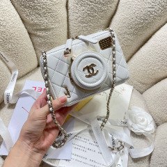 Chanel Kameratasche Größe: 16 x 11,5 x 6 cm