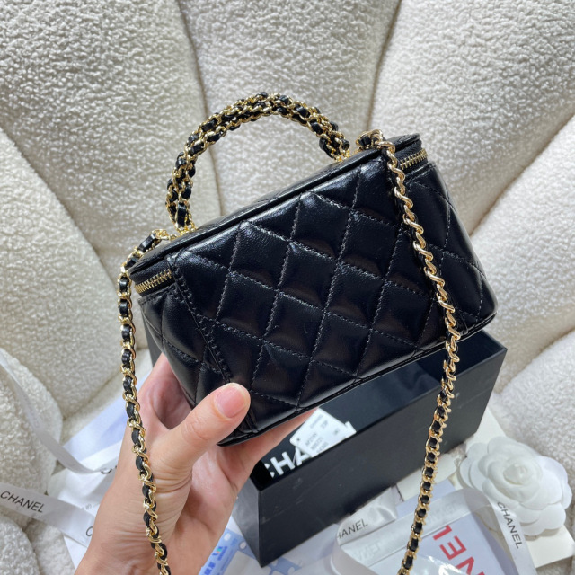 Catena Chanel rettangolare Dimensioni: 17*9.5*8cm