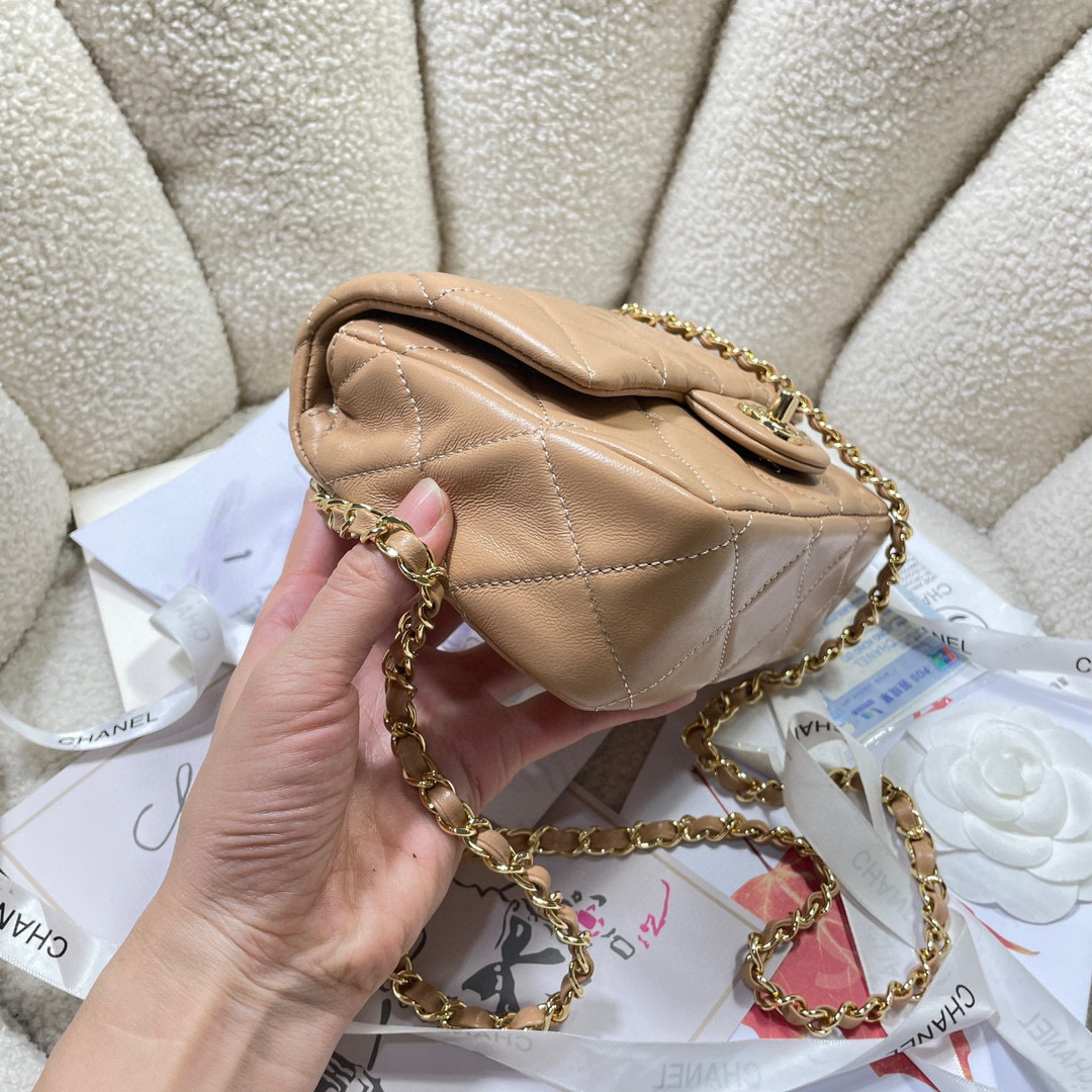 Chanel Twist knitting handle Size：19*14*8.5cm