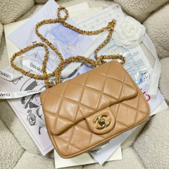 Chanel Twist knitting handle Size：19*14*8.5cm