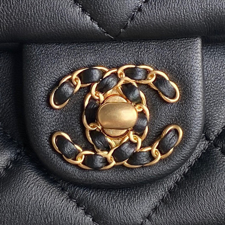 Chanel cf Misura del polso: 23,5*22*6 cm