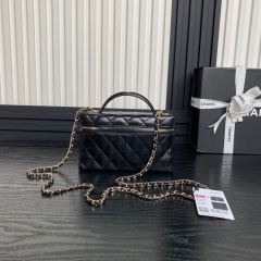 Zaino Chanel Handheld Dimensioni: 18*14*3cm