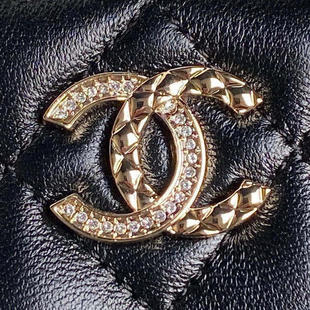 Zaino Chanel Handheld Dimensioni: 18*14*3cm