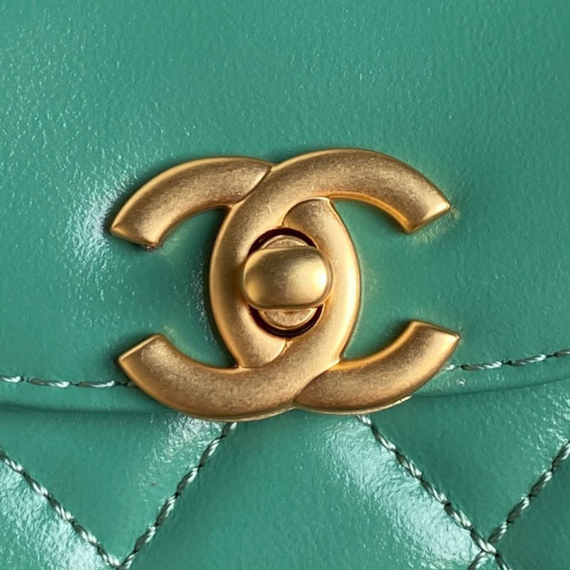 Chanel Kelly Griffgröße: 19 x 13 x 7 cm