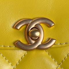 Chanel Kelly Griffgröße: 19 x 13 x 7 cm
