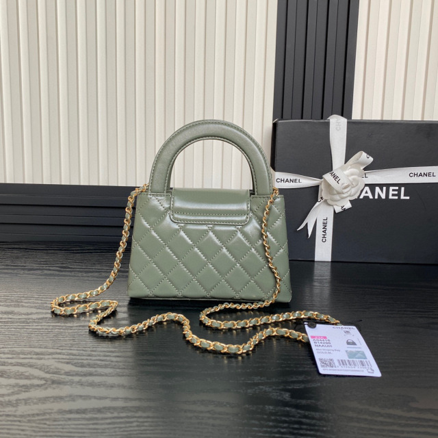 Dimensioni della maniglia Chanel Kelly: 19*13*7cm
