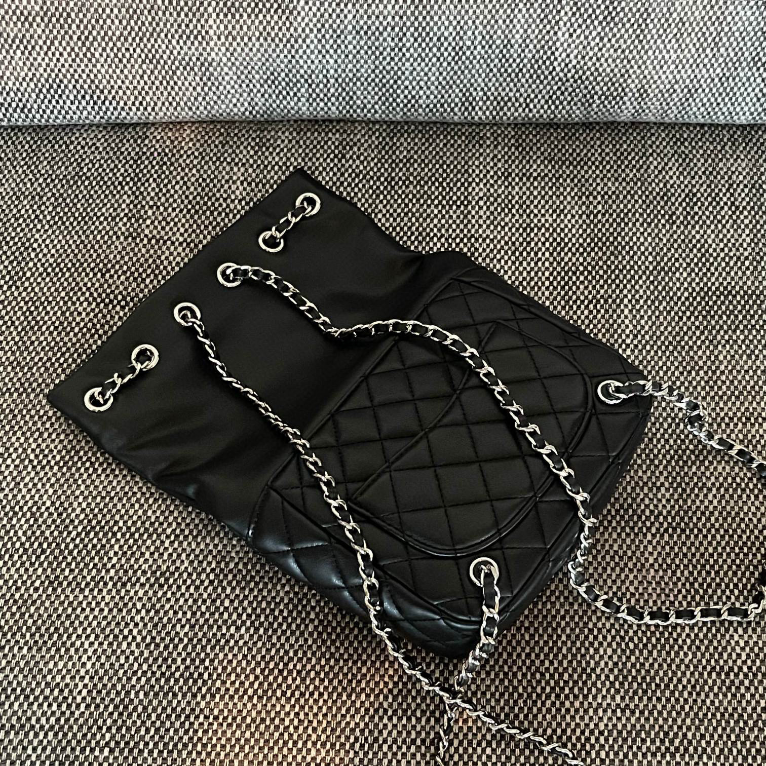 Chanel Leather chain shoulder  Size：29*17*5cm