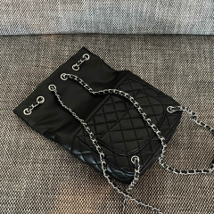 Chanel Leather chain shoulder  Size：29*17*5cm