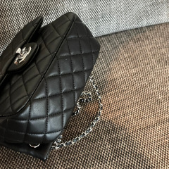 Chanel Leather chain shoulder  Size：29*17*5cm
